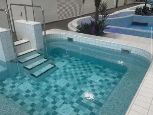 Zwembadtegels in Enschede